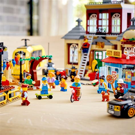 LEGO.com for kids.